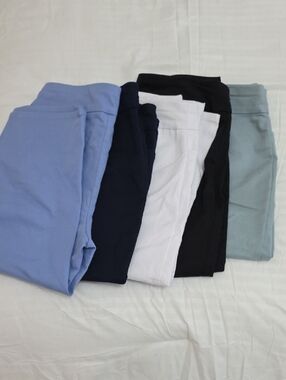 Croft & barrow Ladies  Stretch Leggings - Light Blue, Navy, White, Black, Green.